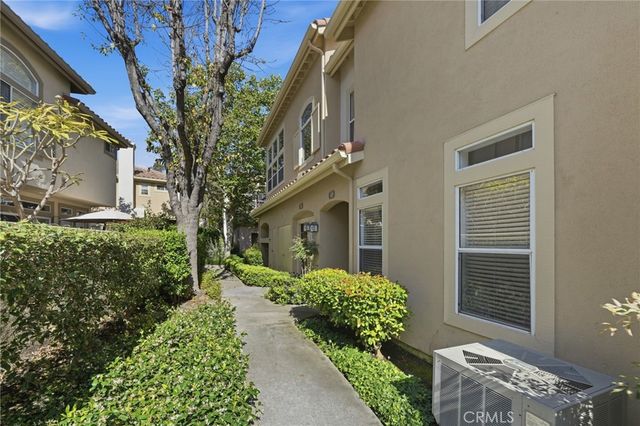 47 Via Madera, Rancho Santa Margarita, CA 92688