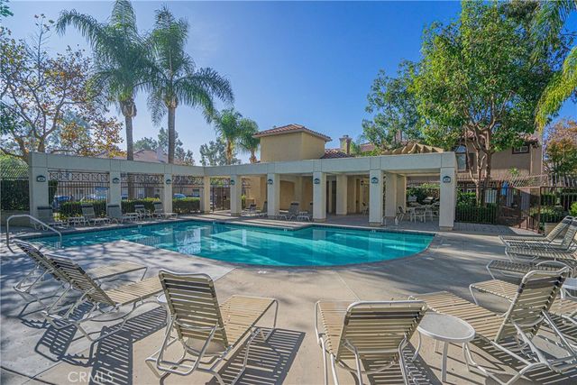 47 Via Madera, Rancho Santa Margarita, CA 92688