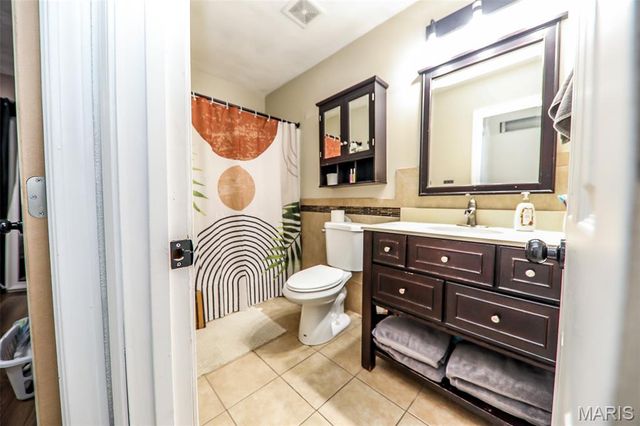 413 Greenwood Place, Collinsville, IL 62234