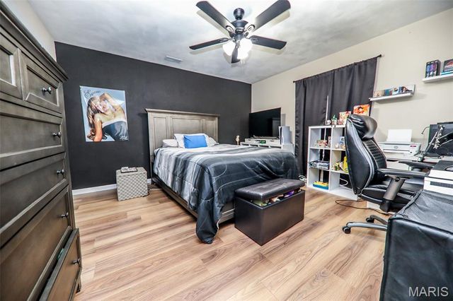 413 Greenwood Place, Collinsville, IL 62234