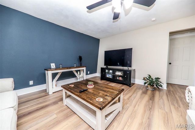 413 Greenwood Place, Collinsville, IL 62234