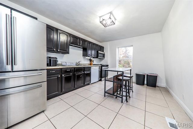 413 Greenwood Place, Collinsville, IL 62234