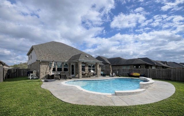 2610 Newport Lake Boulevard, Manvel, TX 77578