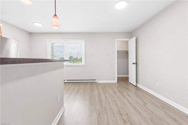 3800 E Princess Anne Rd Apt 4, Norfolk, VA 23502
