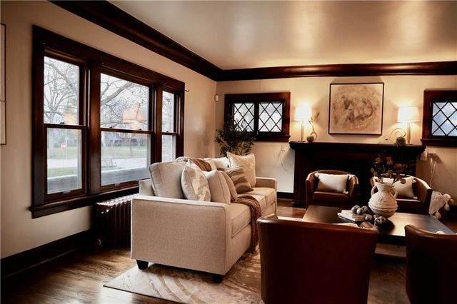 801 W 56th Street, Kansas City, MO 64113