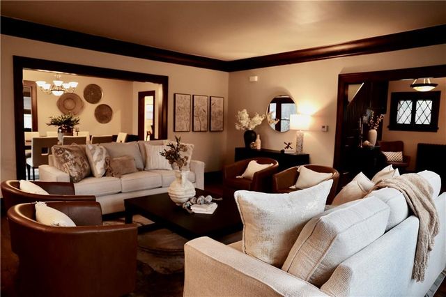 801 W 56th Street, Kansas City, MO 64113