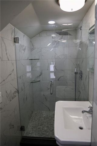 801 W 56th Street, Kansas City, MO 64113