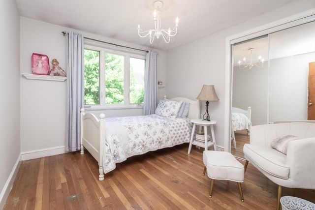 21 Salem St, Swampscott, MA 01907