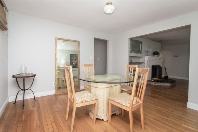21 Salem St, Swampscott, MA 01907