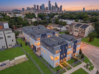 1804 Elysian Street, Houston, TX 77026