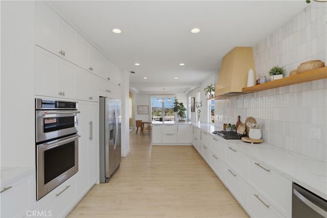 4241 Stonebriar, Corona, CA 92883