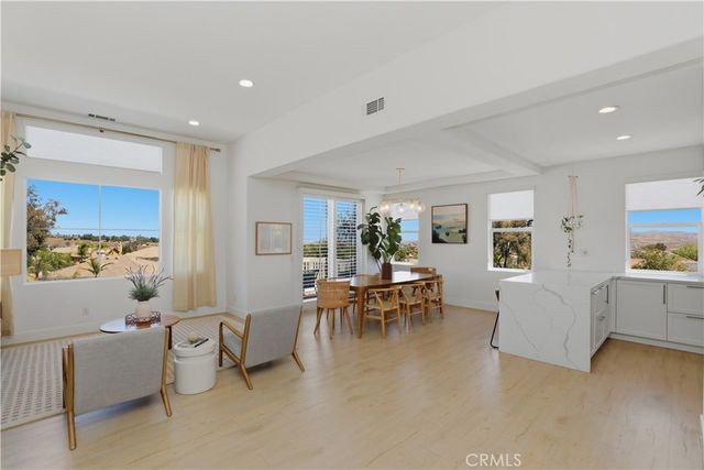 4241 Stonebriar, Corona, CA 92883