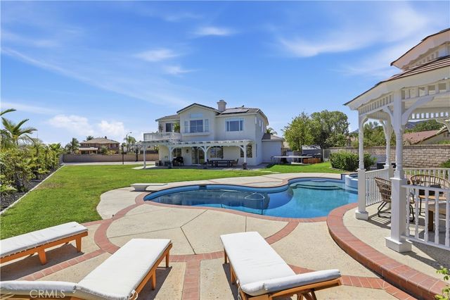 4241 Stonebriar, Corona, CA 92883
