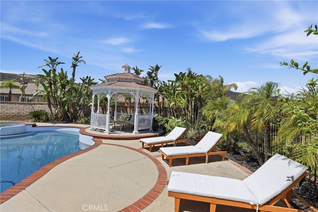 4241 Stonebriar, Corona, CA 92883