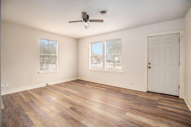 202 Beatrice Street, La Marque, TX 77568