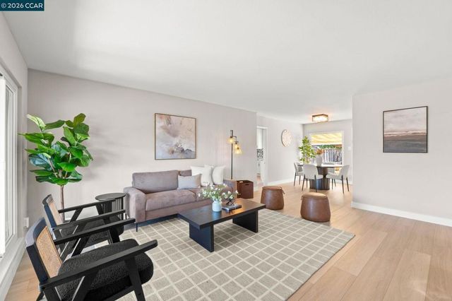 17242 Via El Cerrito, San Lorenzo, CA 94580