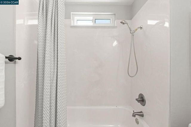 17242 Via El Cerrito, San Lorenzo, CA 94580