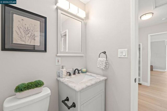 17242 Via El Cerrito, San Lorenzo, CA 94580