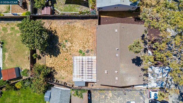 17242 Via El Cerrito, San Lorenzo, CA 94580