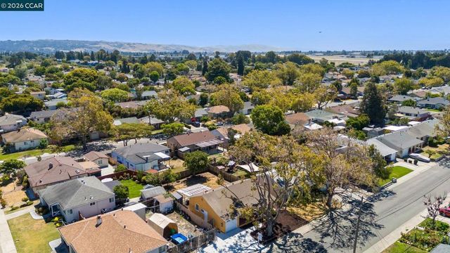 17242 Via El Cerrito, San Lorenzo, CA 94580