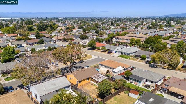 17242 Via El Cerrito, San Lorenzo, CA 94580