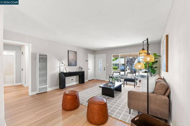 17242 Via El Cerrito, San Lorenzo, CA 94580