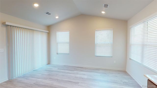 4000 Insignia 4, Independence Charter Township, MI 48346