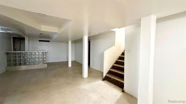 20301 Gilchrist Street, Detroit, MI 48235