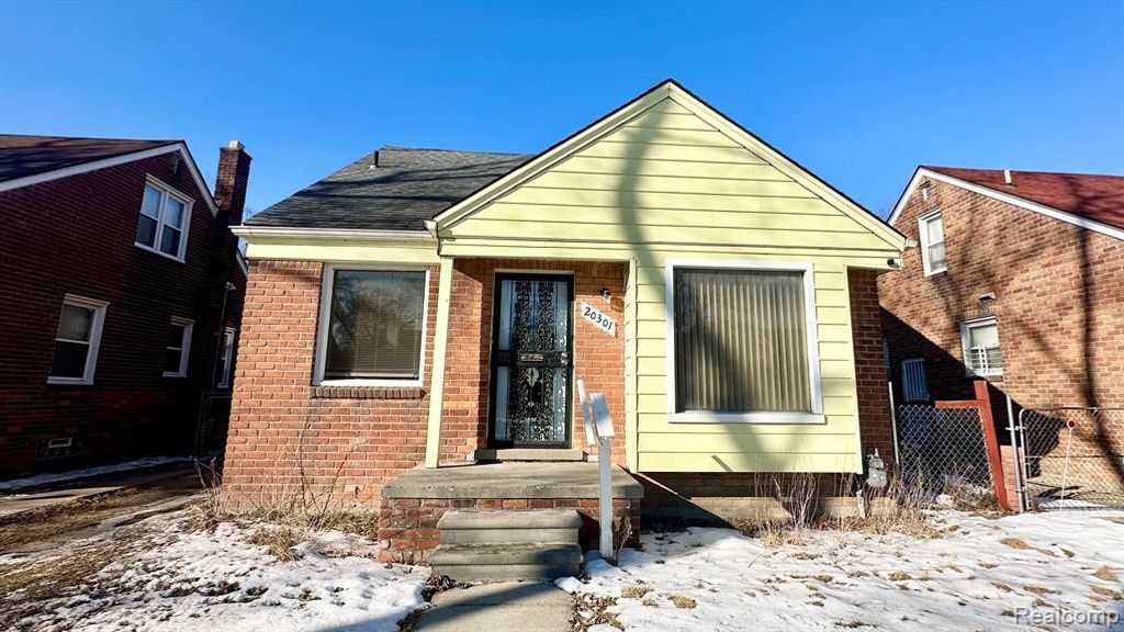 20301 Gilchrist Street, Detroit, MI 48235