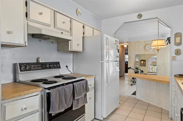 12075 WALSHWOOD AVENUE, Brooksville, FL 34613