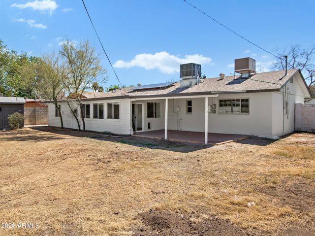 684 W CARLA VISTA Drive, Chandler, AZ 85225