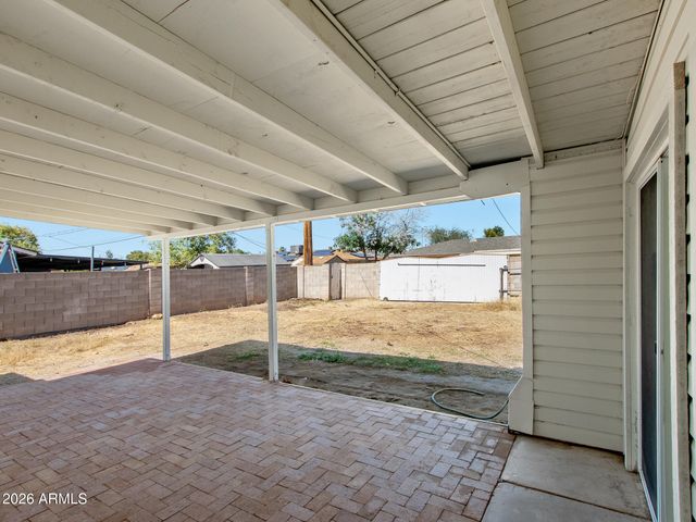 684 W CARLA VISTA Drive, Chandler, AZ 85225