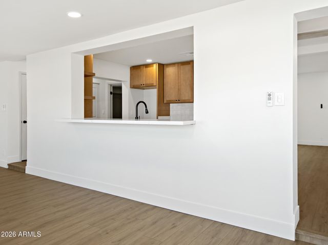 684 W CARLA VISTA Drive, Chandler, AZ 85225