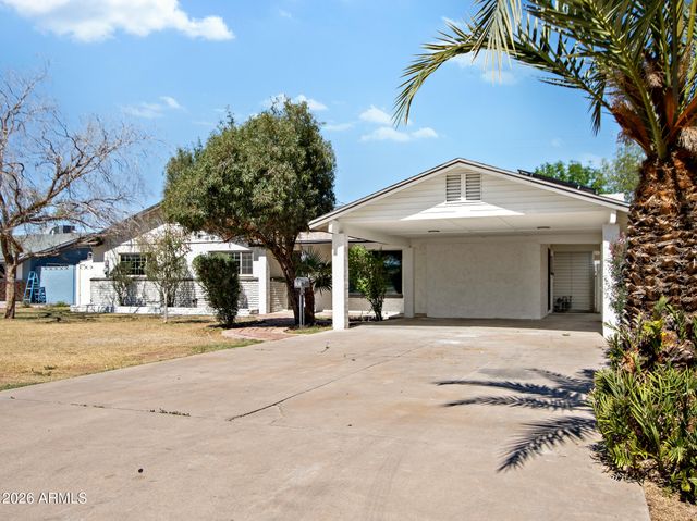 684 W CARLA VISTA Drive, Chandler, AZ 85225