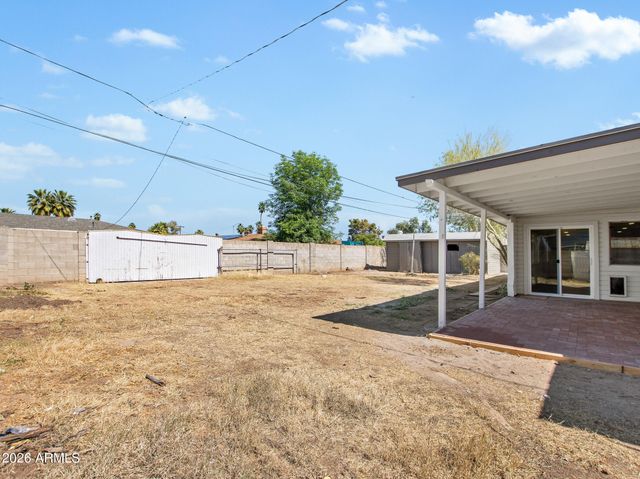 684 W CARLA VISTA Drive, Chandler, AZ 85225