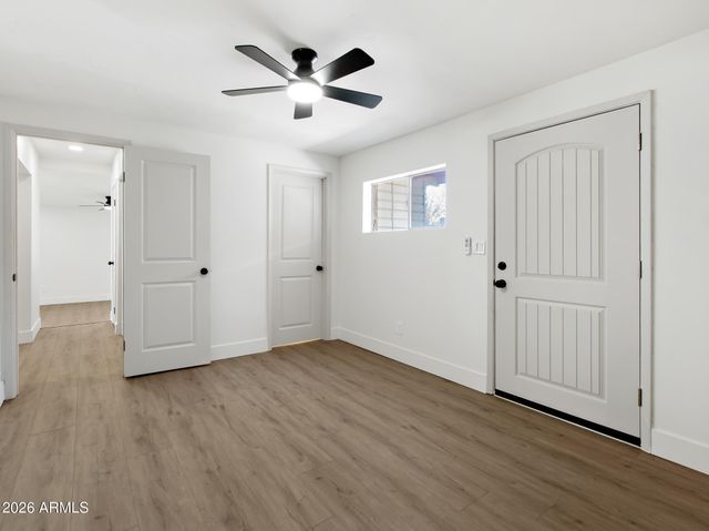 684 W CARLA VISTA Drive, Chandler, AZ 85225