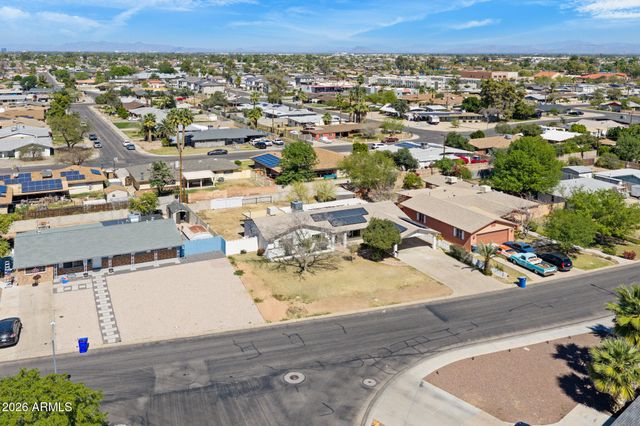 684 W CARLA VISTA Drive, Chandler, AZ 85225