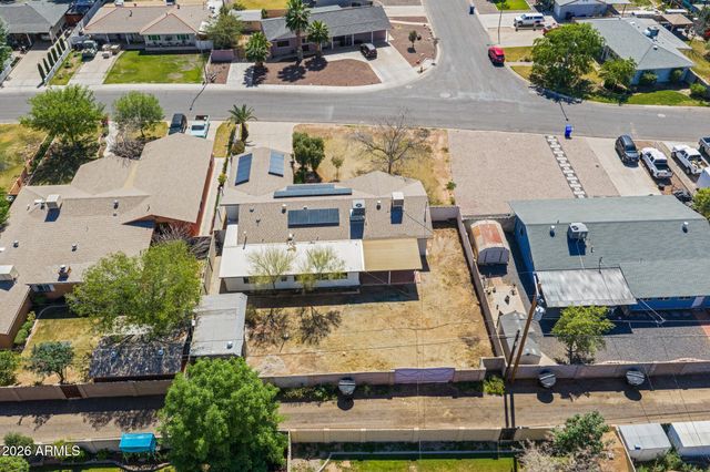 684 W CARLA VISTA Drive, Chandler, AZ 85225