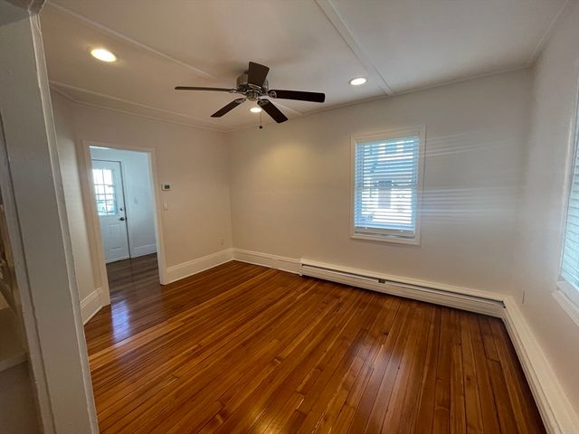 22 Carlton St 1, Salem, MA 01970