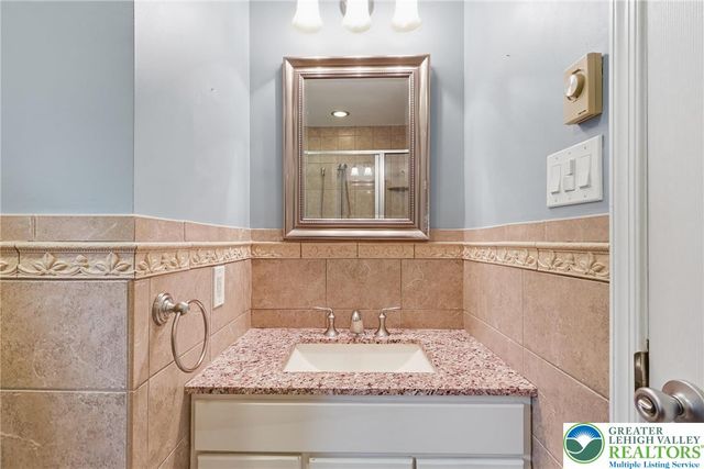 6376 Farm Bureau Road, Upper Macungie Twp, PA 18106