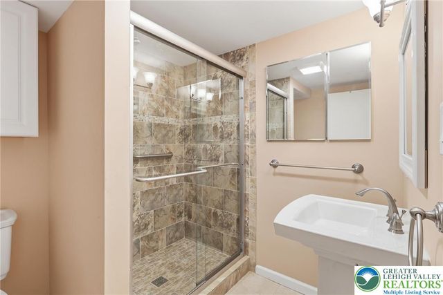 6376 Farm Bureau Road, Upper Macungie Twp, PA 18106