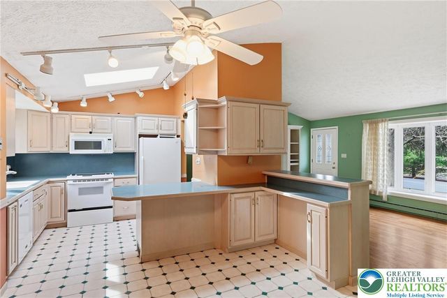 6376 Farm Bureau Road, Upper Macungie Twp, PA 18106