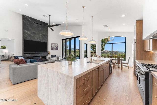 12297 E CORTEZ Drive, Scottsdale, AZ 85259
