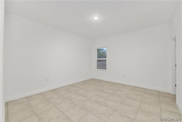 3872 W Baton Lane, Citrus Springs, FL 34433
