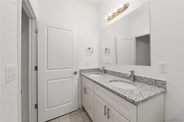 3872 W Baton Lane, Citrus Springs, FL 34433