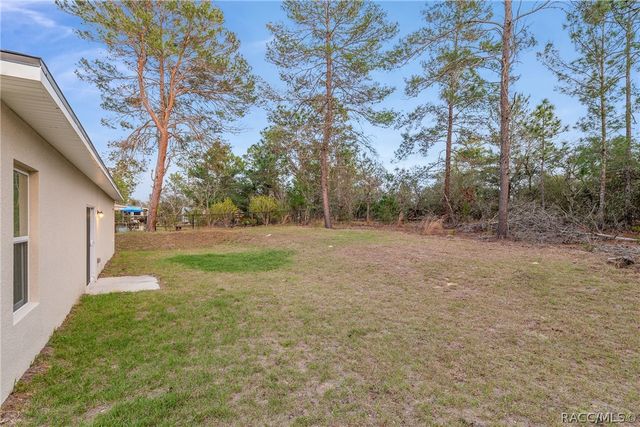 3872 W Baton Lane, Citrus Springs, FL 34433