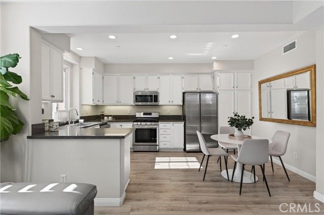 27 Dietes Court, Ladera Ranch, CA 92694