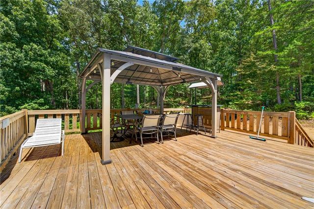110 Hickory Hills Road, Ellijay, GA 30540