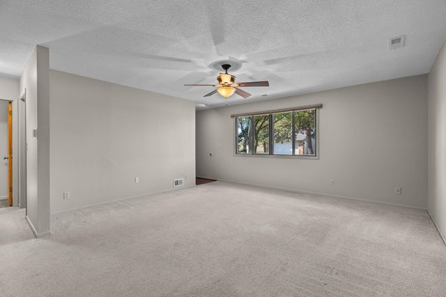 7765 157th Street W, Apple Valley, MN 55124