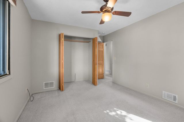 7765 157th Street W, Apple Valley, MN 55124